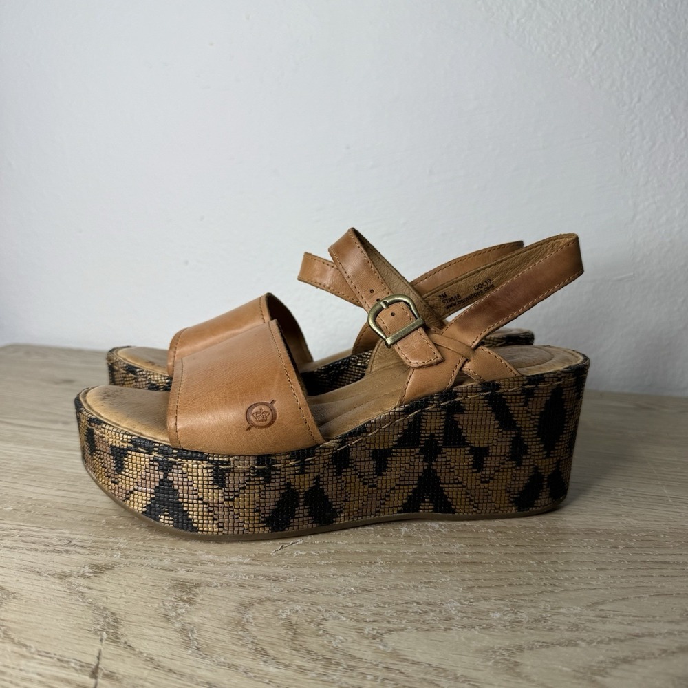 Born‎ Dorrah British Tan Leather Platform Sandals Womens Size 8M F78516